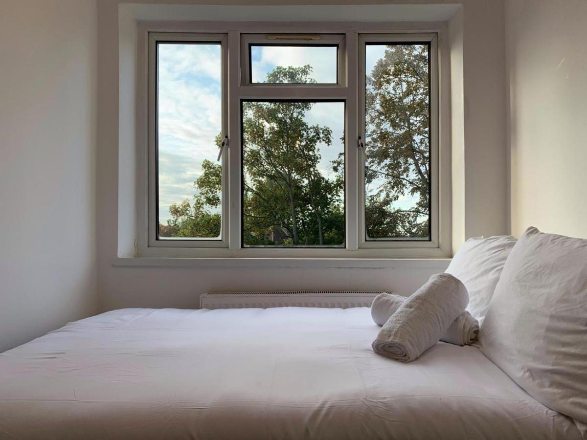 Luxury Suites Near Wembley Stadium, Wembley Arena, London Designer Outlet Eksteriør bilde